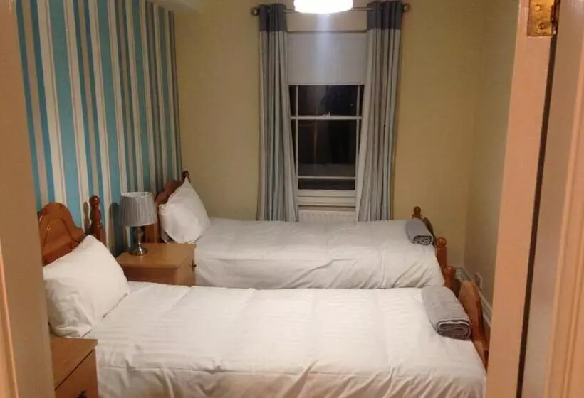 Fiddlestone Bar And B&b