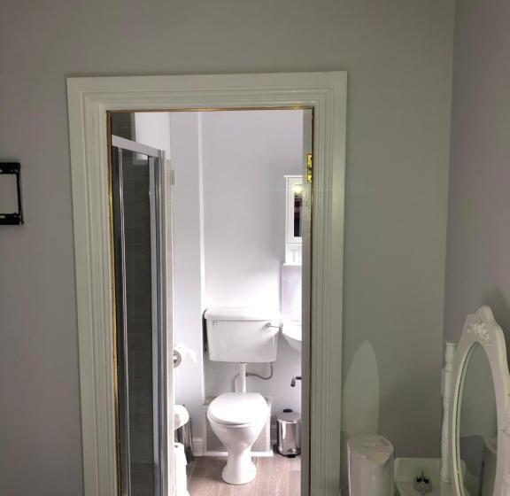 Fiddlestone Bar And B&b