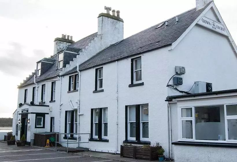 Hotelli Crown And Anchor Inn