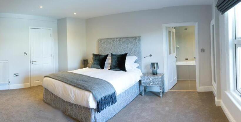 Отель The Goudhurst Inn