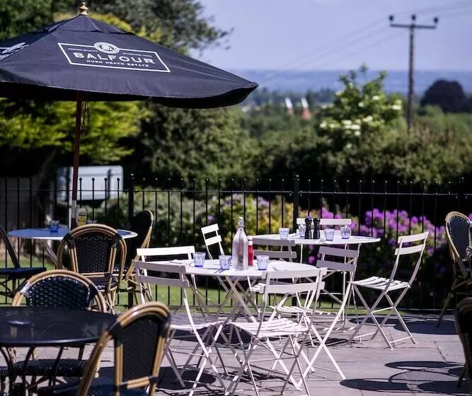 Hotelli The Goudhurst Inn