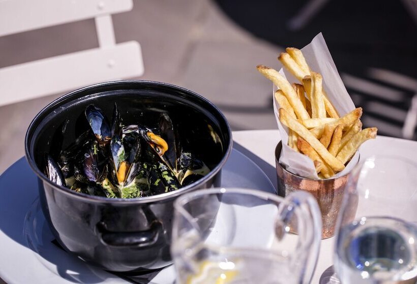 Отель The Goudhurst Inn