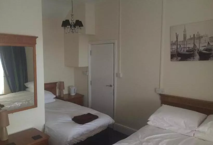ホテル The Grafton Rooms
