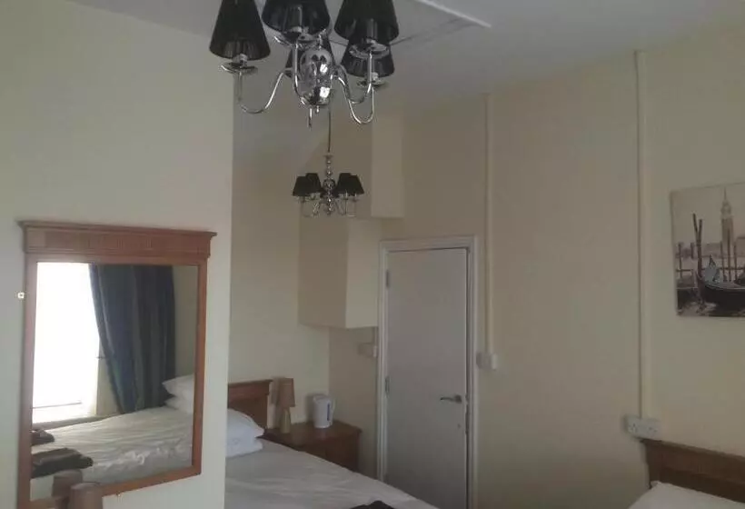 ホテル The Grafton Rooms