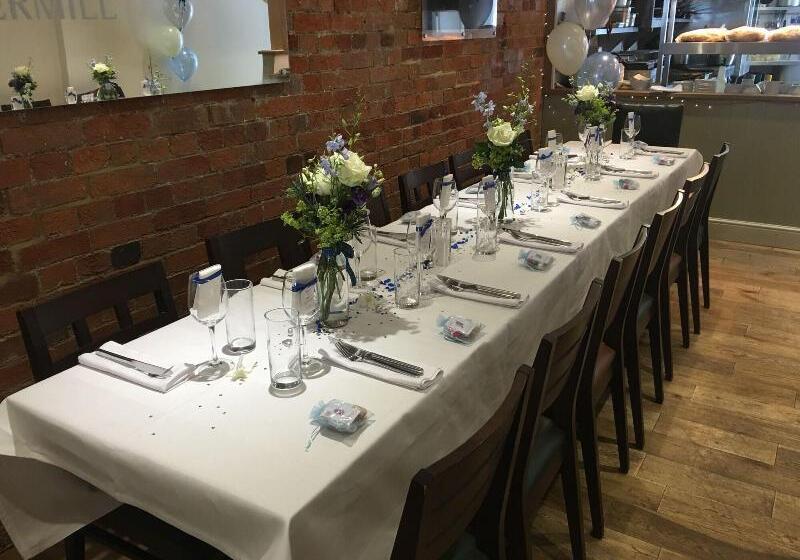 The Peppermill Town House Hotel & Restaurant