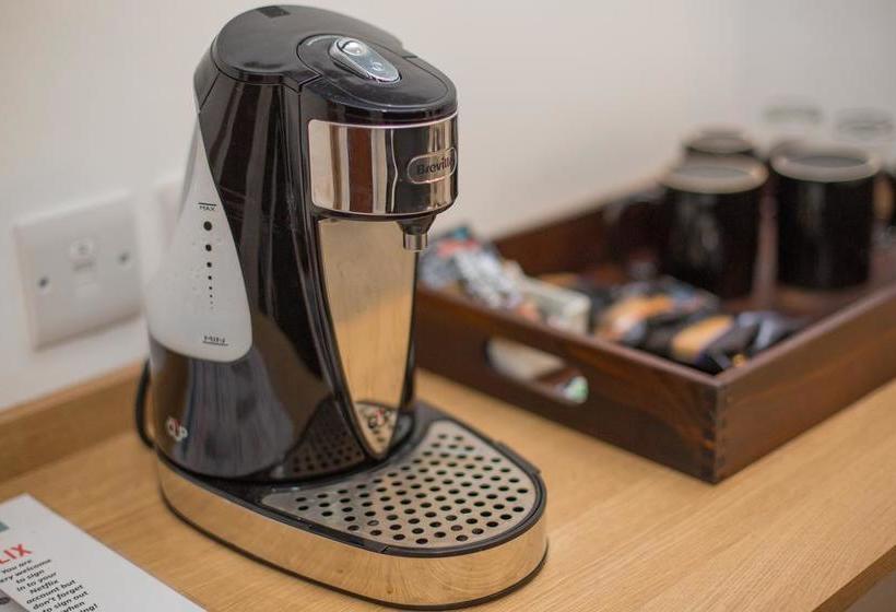 בית מלון כפרי Solar Strand Express