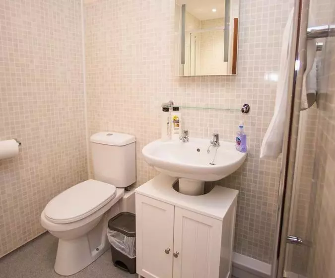 هتل Solar Strand Express