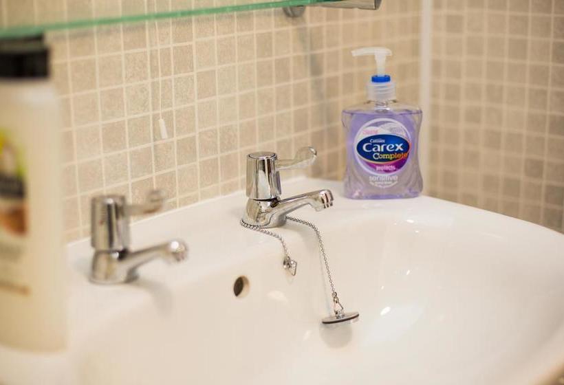 בית מלון כפרי Solar Strand Express