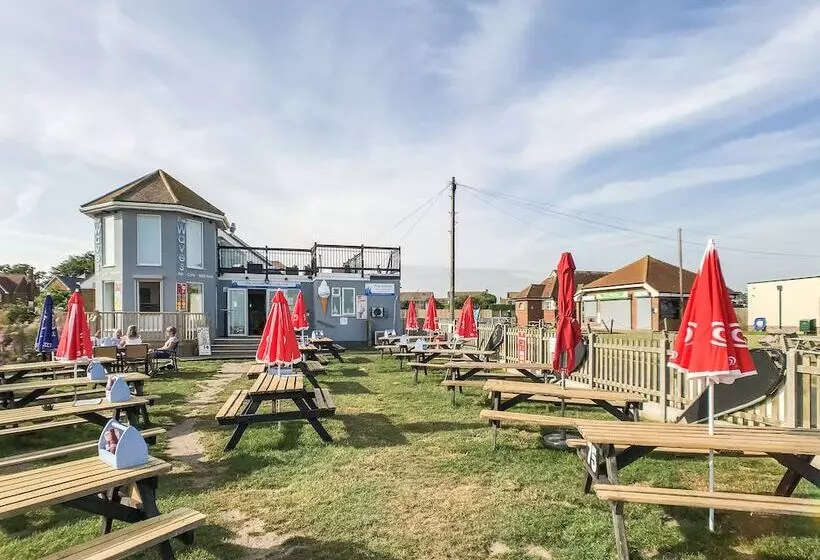 The Waves B&b