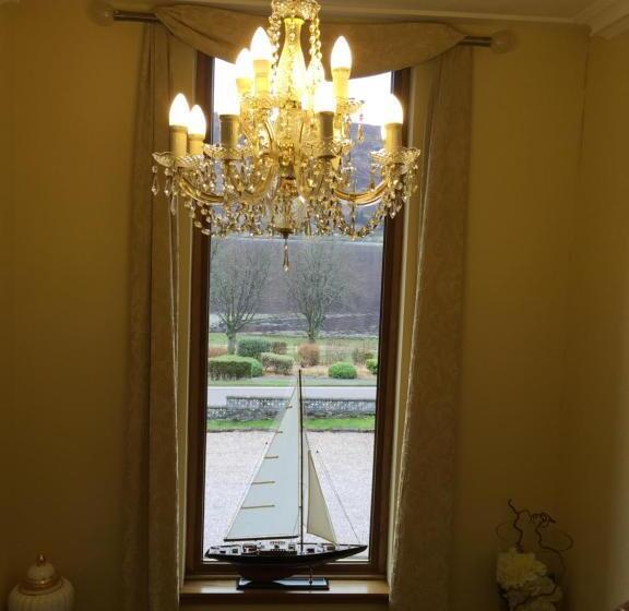 تختخواب و صبحانه Westcourt Guest House