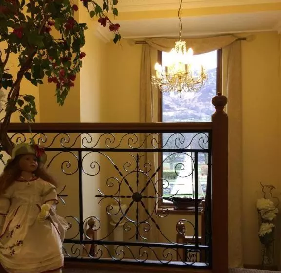 تختخواب و صبحانه Westcourt Guest House