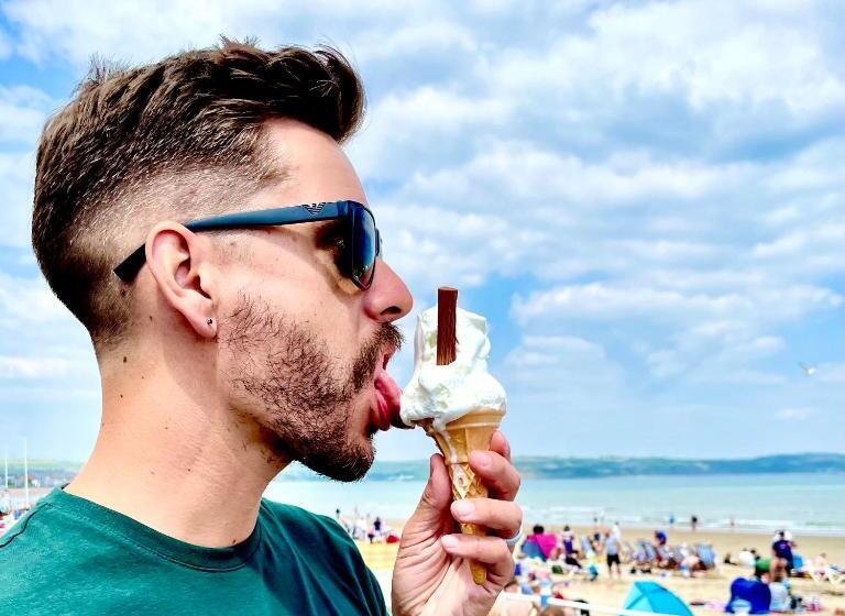 민박 Bayliss Hall Guesthouse