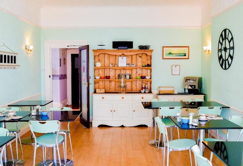 مبيت وإفطار Braemar