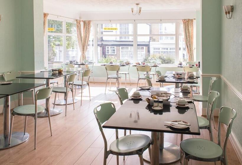 مبيت وإفطار Braemar