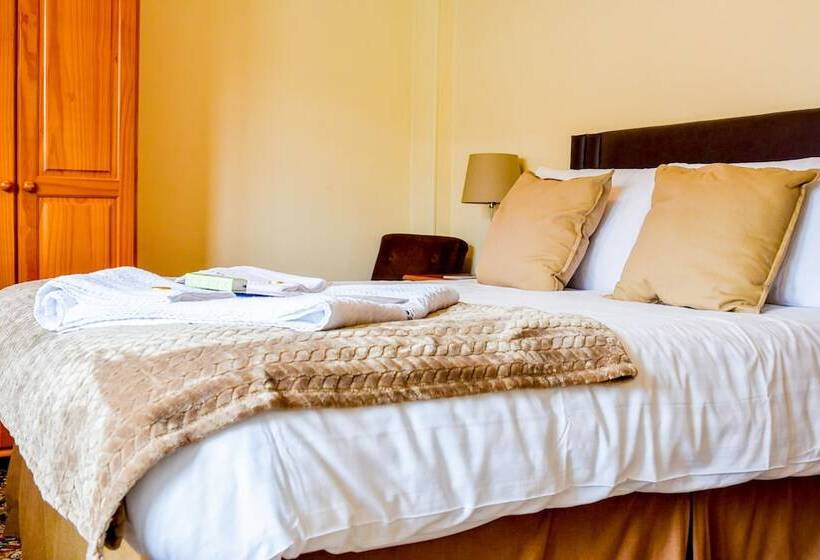 مبيت وإفطار Braemar