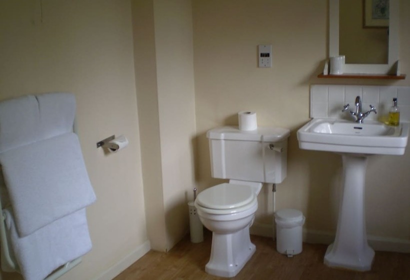 Buckley Farmhouse B & B