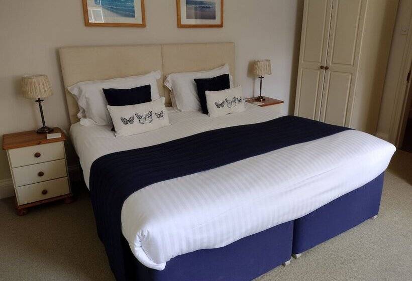 Buckley Farmhouse B & B