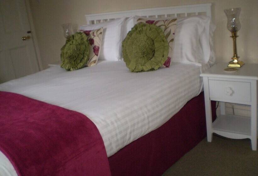 Buckley Farmhouse B & B