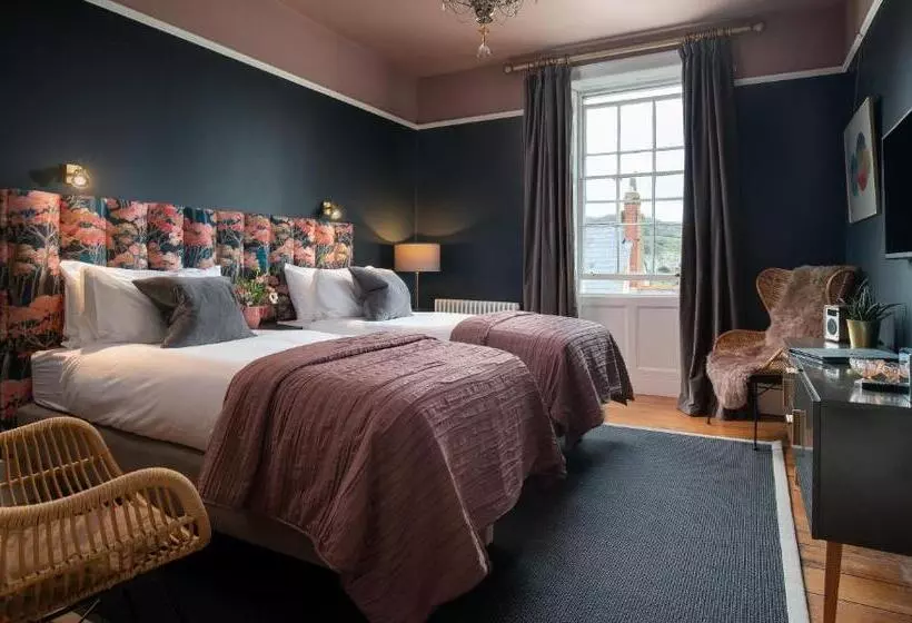 تختخواب و صبحانه Dorset House