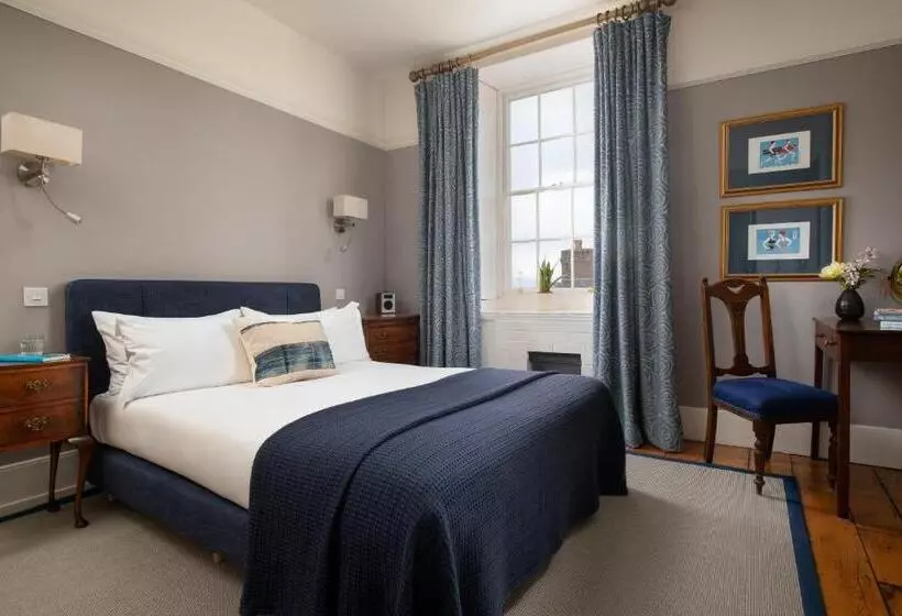 تختخواب و صبحانه Dorset House