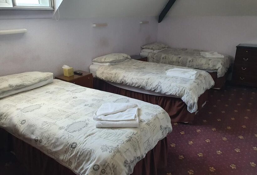 민박 Dove Court Travel Lodge 7   Top Floor Double Bedroom