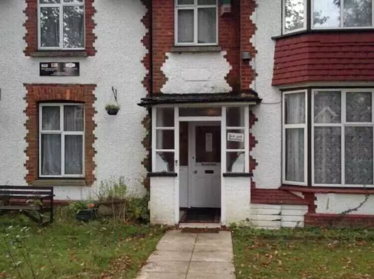 تختخواب و صبحانه Lenton Lodge Guest House