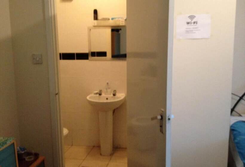 مبيت وإفطار Lenton Lodge Guest House