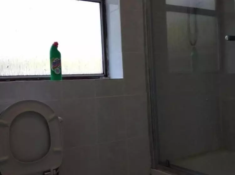 تختخواب و صبحانه Lenton Lodge Guest House
