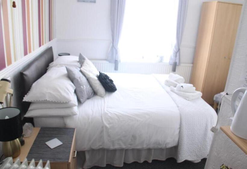 צימר Serena Court