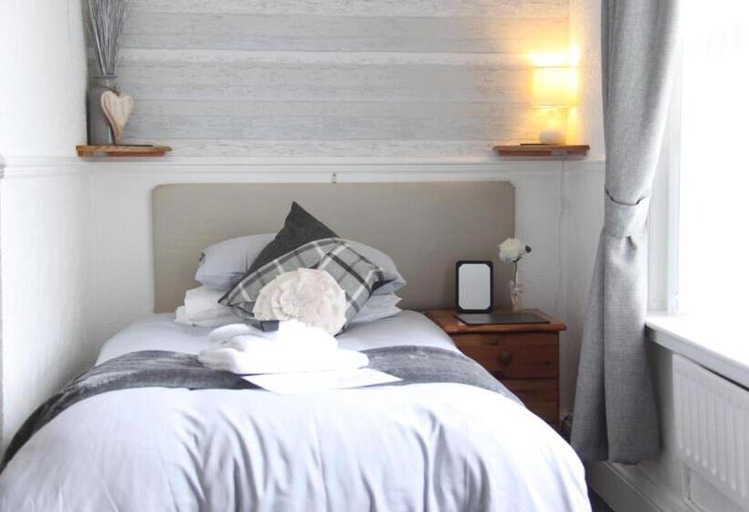 צימר Serena Court