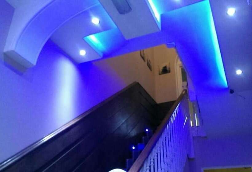 צימר The Crystal Lodge