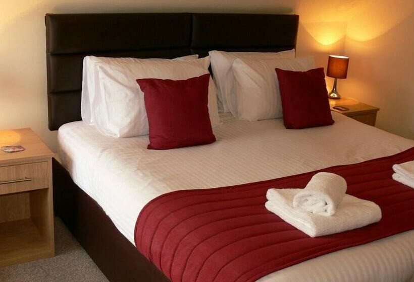 مبيت وإفطار The Home Arms Guesthouse