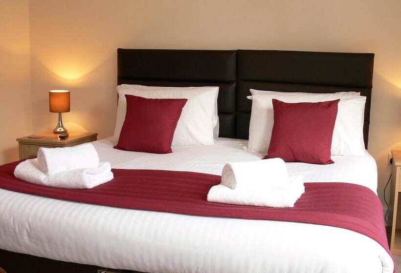 مبيت وإفطار The Home Arms Guesthouse