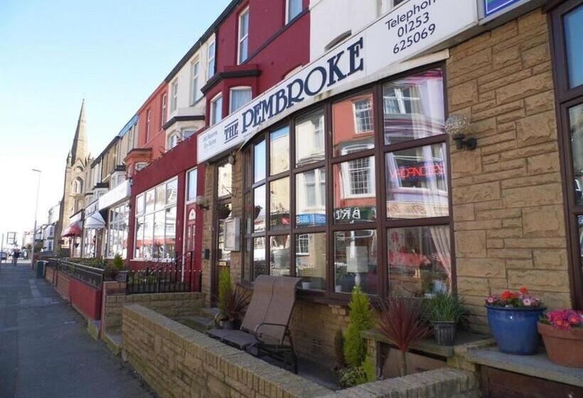 住宿加早餐  The Pembroke