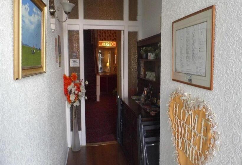 住宿加早餐  The Pembroke