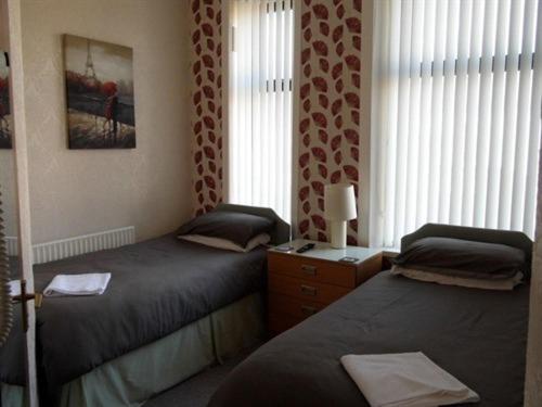 住宿加早餐  The Pembroke