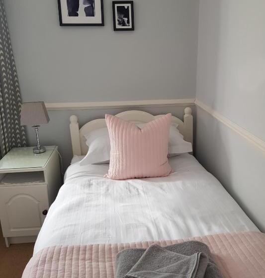 צימר Willowbank House