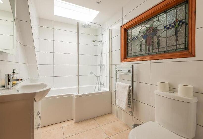 Bridge Hotel Brandon