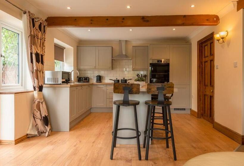 Bridge Hotel Brandon