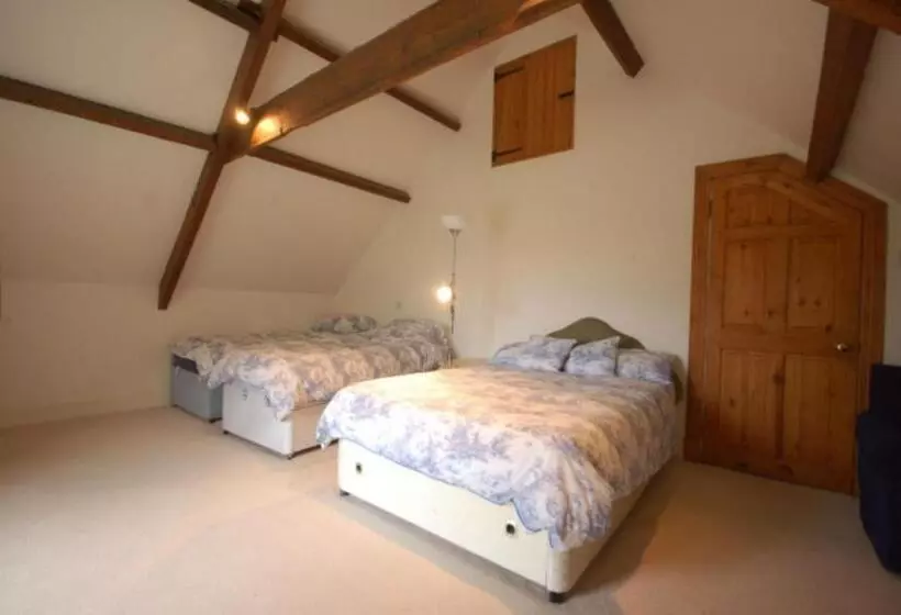 Clemenstone House B&b