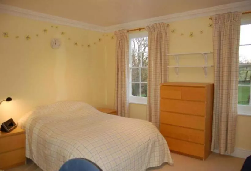 Clemenstone House B&b