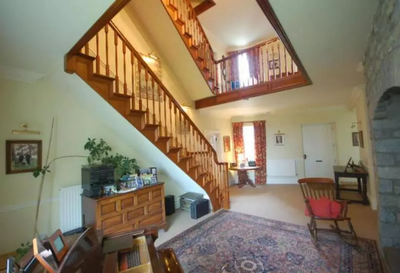 Clemenstone House B&b