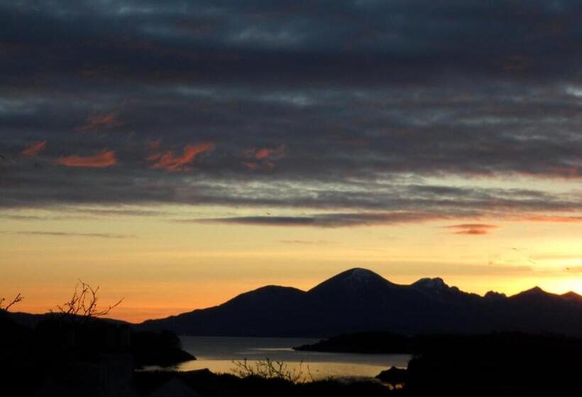 Creag Dubh Bed & Breakfast