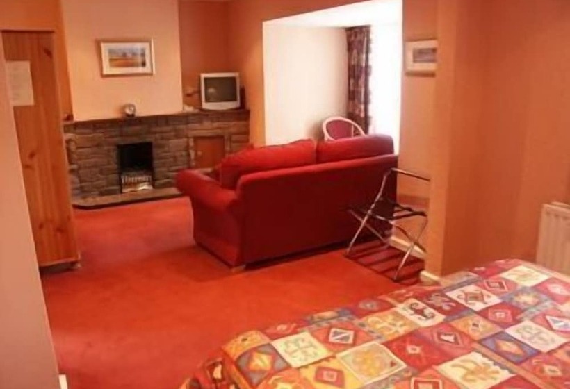 ホテル The Blacksmiths Arms