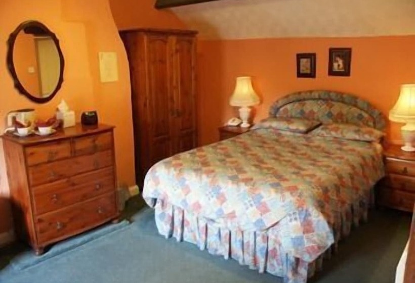 ホテル The Blacksmiths Arms