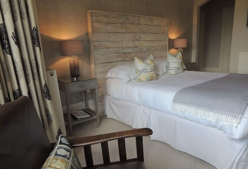 ホテル The Priory