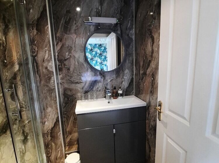 ホテル The Priory