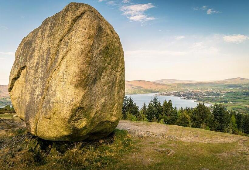 ホテル The Whistledown