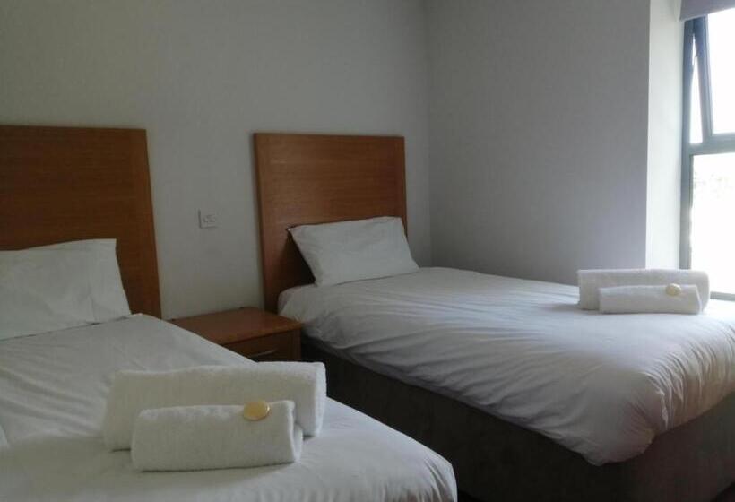 모텔 Newlands Holidays