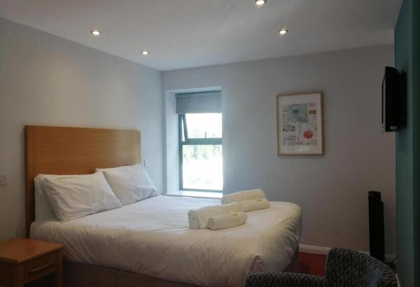 모텔 Newlands Holidays